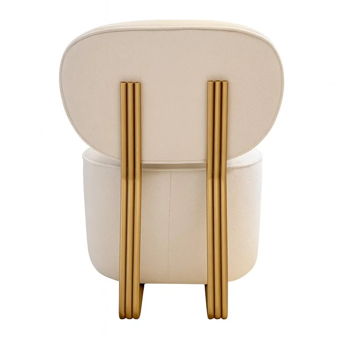 Poltrona Monaco — Dourado automotivo